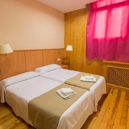 Pico Agujas Gasthof 2*